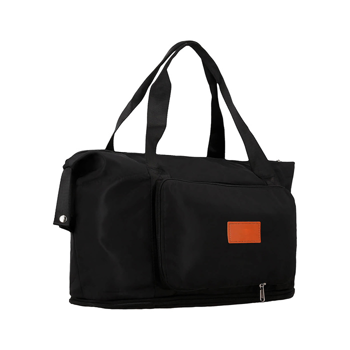 BL 206, KIGALI. Maleta plegable de 1 compartimento, 3 bolsas internas, 1 bolsa frontal, 1 bolsa trasera, banda carry on, base con cierre expansivo y doble asa superior.